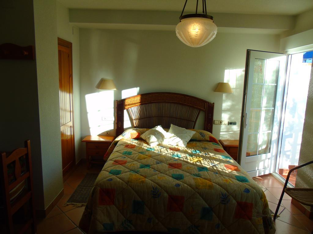 Apartamentos Turisticos Cumbres Verdes La Zubia  Pokoj fotografie