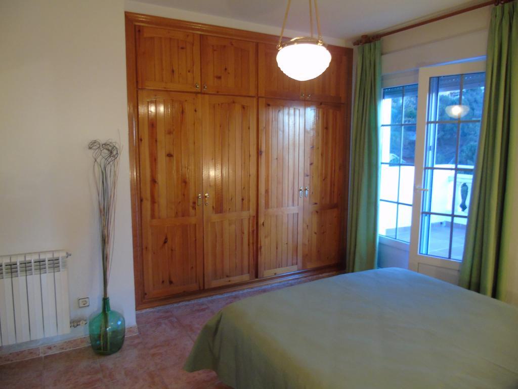 Apartamentos Turisticos Cumbres Verdes La Zubia  Pokoj fotografie