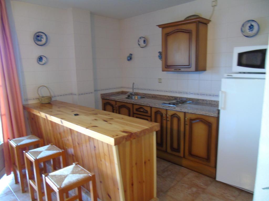 Apartamentos Turisticos Cumbres Verdes La Zubia  Pokoj fotografie