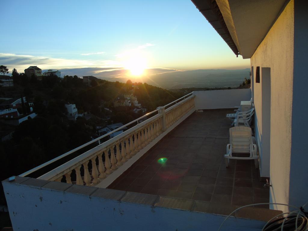 Apartamentos Turisticos Cumbres Verdes La Zubia  Exteriér fotografie