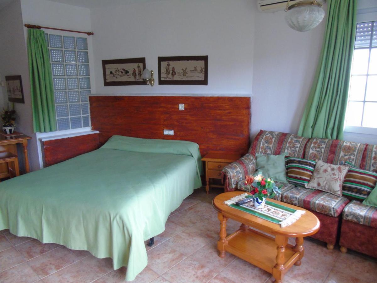 Apartamentos Turisticos Cumbres Verdes La Zubia  Exteriér fotografie