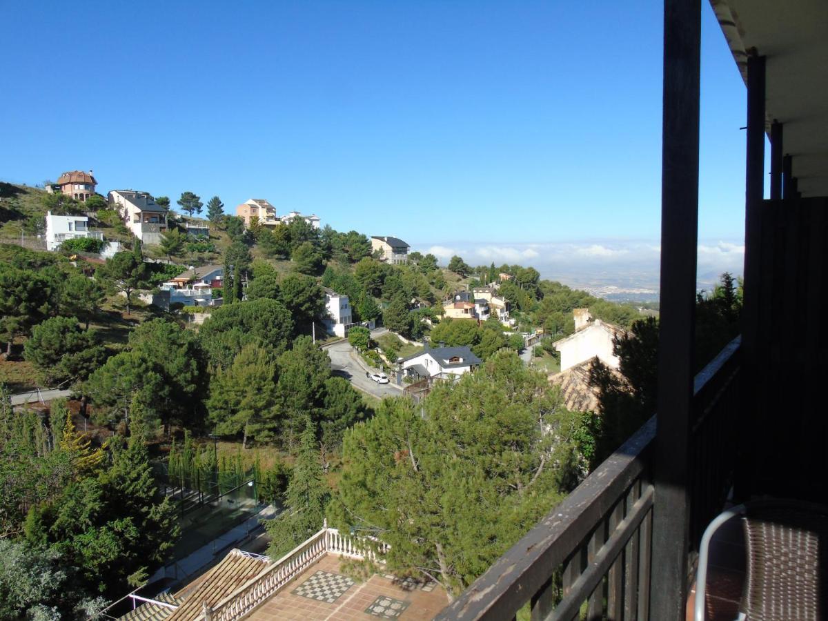 Apartamentos Turisticos Cumbres Verdes La Zubia  Exteriér fotografie